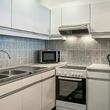 1 Bedroom Lovely In * 미들케르케