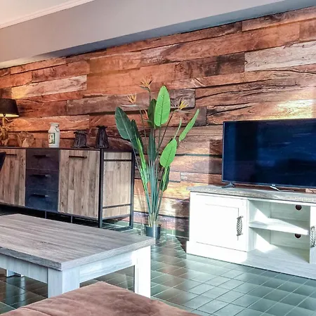 1 Bedroom Lovely In *